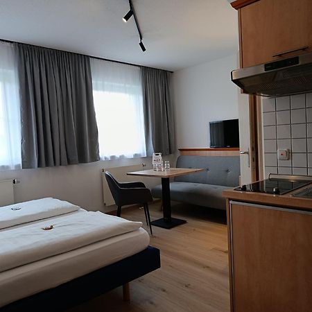 Mikro Apartments Erding Buitenkant foto