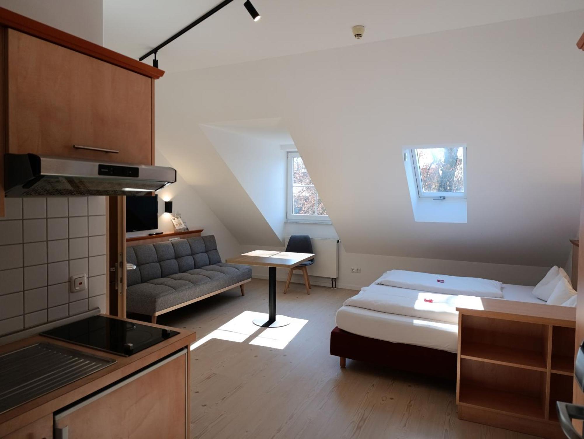 Mikro Apartments Erding Buitenkant foto